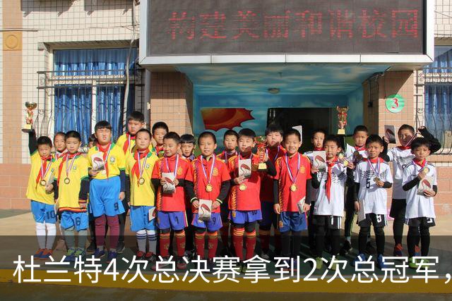 杜兰特4次总决赛拿到2次总冠军，库里6次总决赛4次夺冠，那詹姆斯呢？
